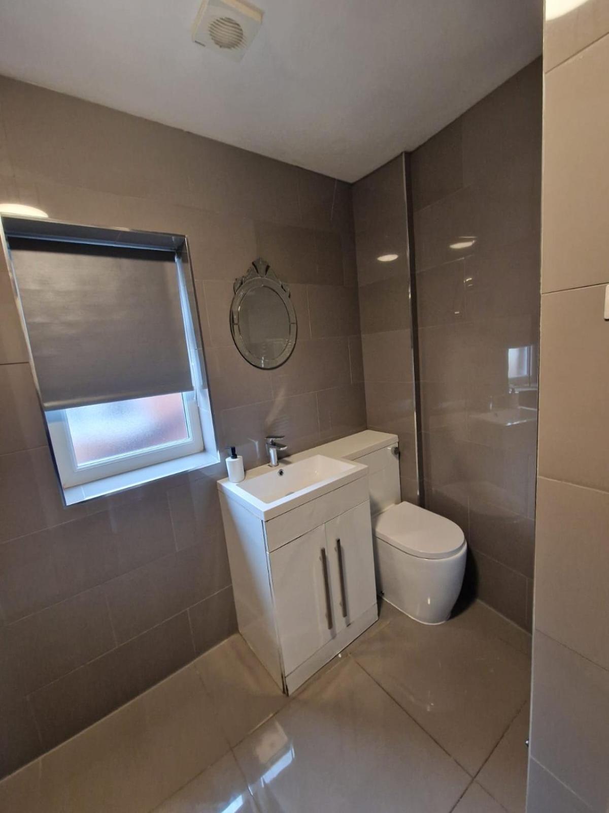 Laluna One Bedroom Apartment Newcastle Екстер'єр фото