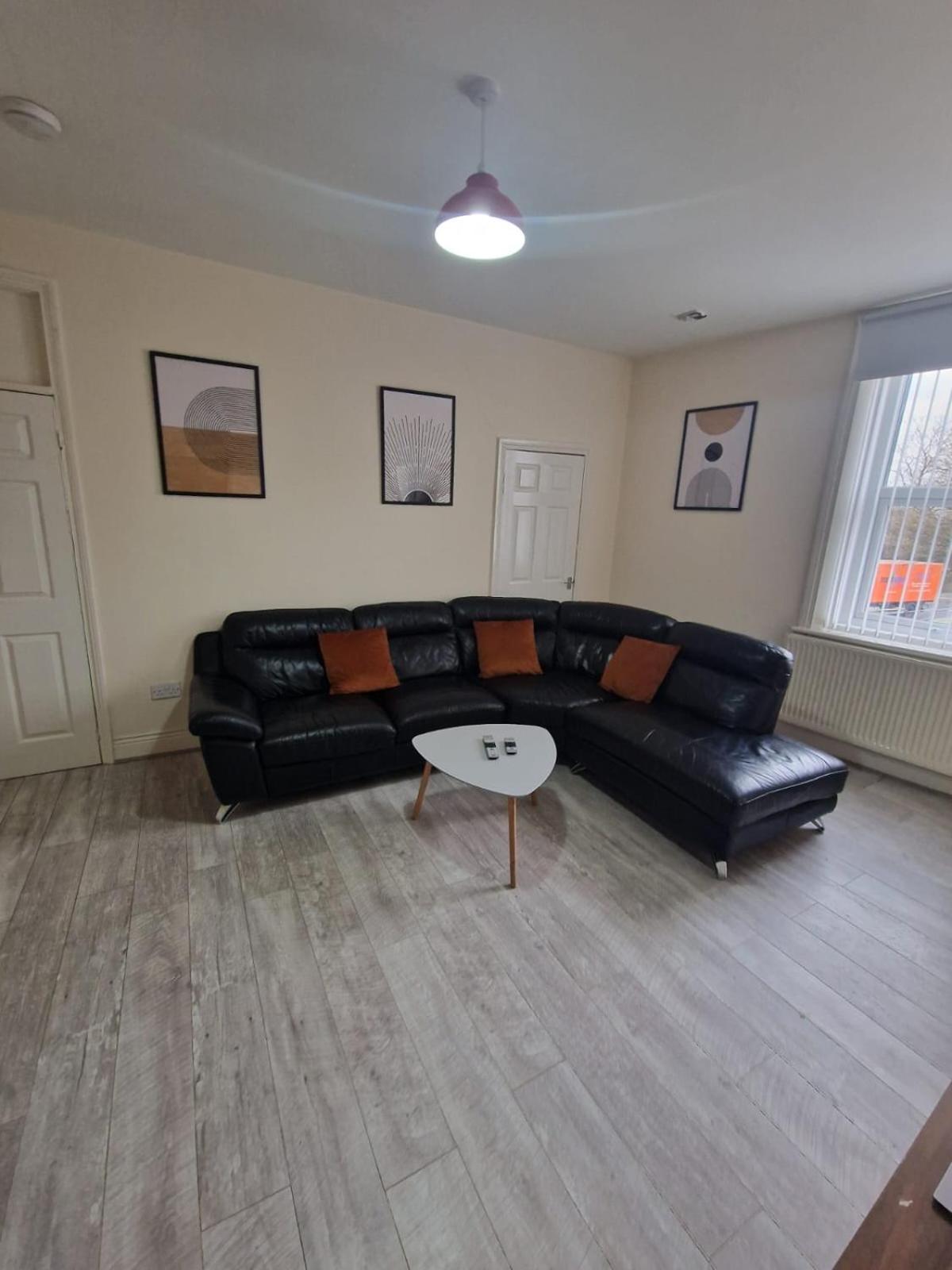 Laluna One Bedroom Apartment Newcastle Екстер'єр фото
